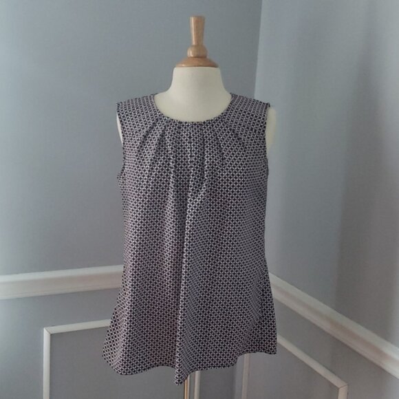 Merona Tops - MERONA Navy Blue Pink Geometric Ruched Scoop Neck Office Sleeveless Shell Top L